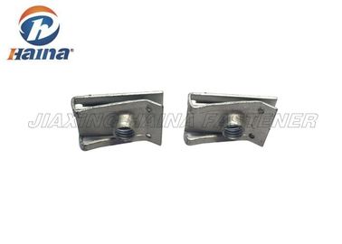 Klip U Galvanis Haina Fastener Spring Steel Black Oxide M6 * 22 * ​​28 Untuk Papan Besi Tetap