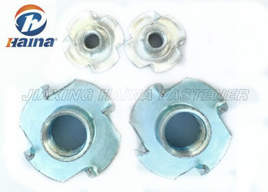 Baja Karbon 4,8 5,8 Seng Disepuh Empat Claws Tee Nuts Untuk Furnitur