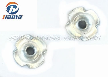 Baja Karbon 4,8 5,8 Seng Disepuh Empat Claws Tee Nuts Untuk Furnitur