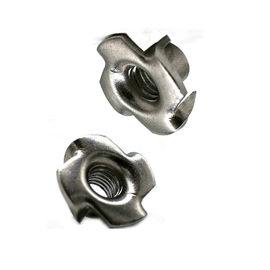 SS304/316 Stainless Steel Polos Finish Permukaan Tee Four Claw Nut